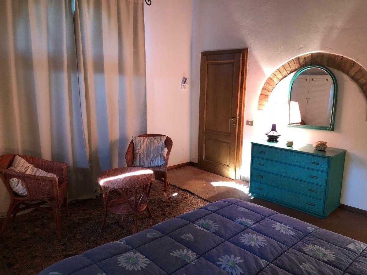 Casa Di Romano, La Piazzetta Marcialla Exterior foto